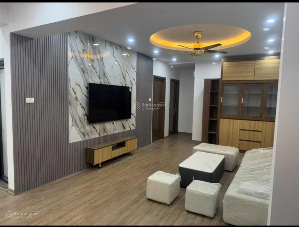 Nhà đẹp! phố hào nam, 48m2*6t, thang máy, full nội thất, gần ô tô, ngõ thông, công năng đủ