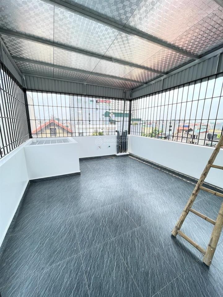 Cực hiếm! phố chùa láng, 32m2*6t, phân lô ô tô tránh, ngõ bàn cờ, ở kết hợp kd thì siêu đỉnh