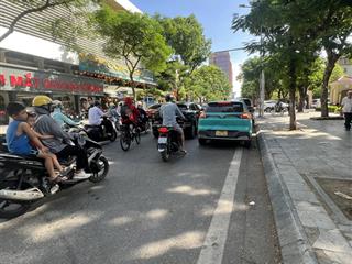 Nhà mới thang máy full nội thất! phố tam khương, 45m²*7t, gần phố ngõ thông, kd, công năng đủ.
