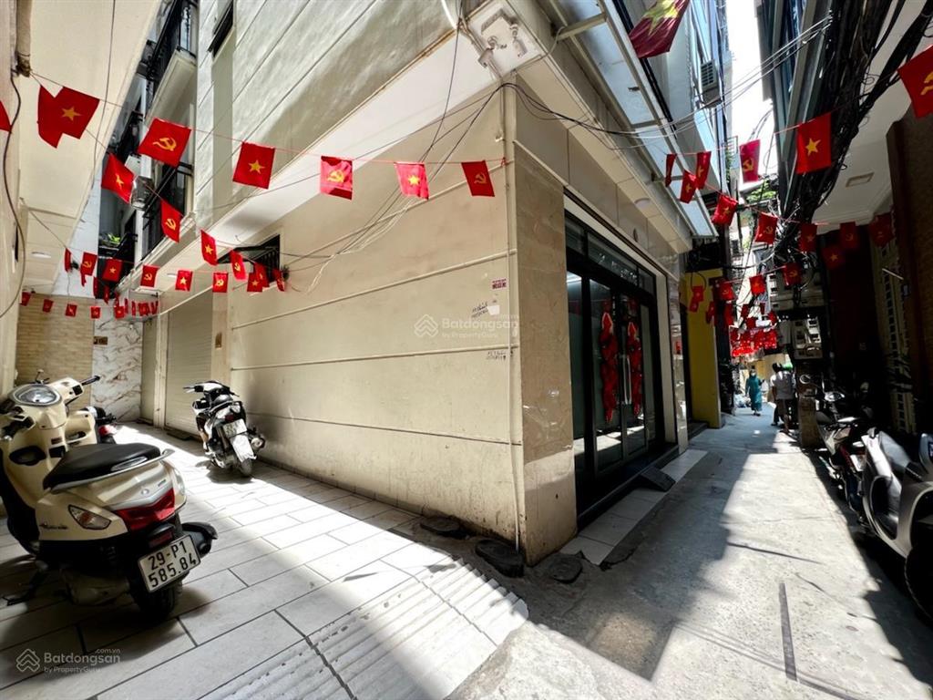 Vị trí vip!xã đàn 40m2*5t, dân xây lô góc, ngõ thông, sát ô tô, sát hồ, dân trí cao, công nằng đ đ.