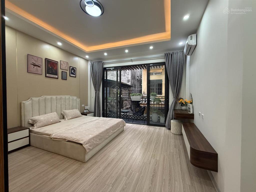 Siêu hiếm! phố cát linh 38m²*5t, lô góc, ngõ thông, ô tô đỗ cửa, dân xây kd sầm uất, ở cực vip