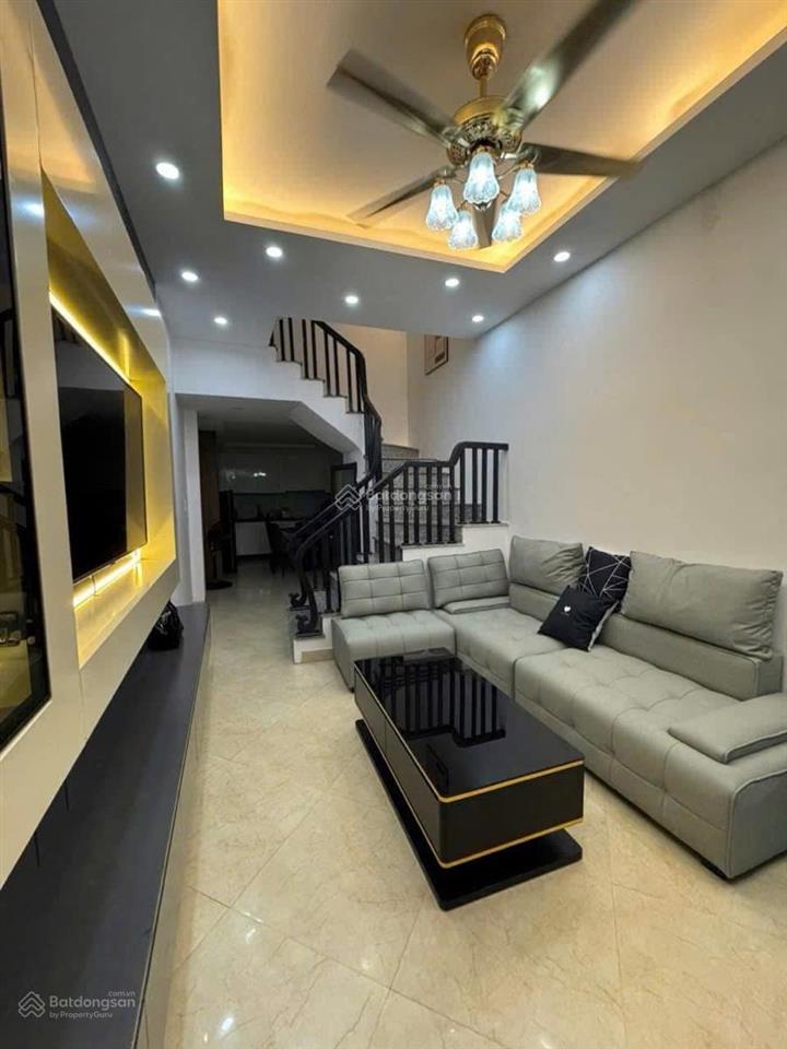 Vị trí vip! phố tây sơn, 40m2*6t, 10m ô tô tránh, ngõ thông nội thất ful, dân trí cao, ở cực sướng.