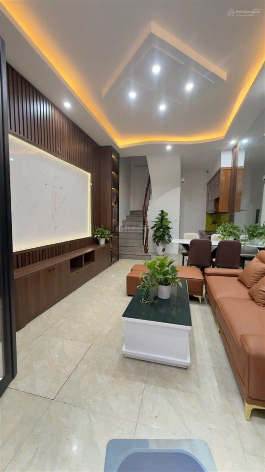Phố vip chùa bộc! 38m2*5t, dân xây 2 thông, gần phố ngõ thông kd, nội thất full, ở siêu vip!