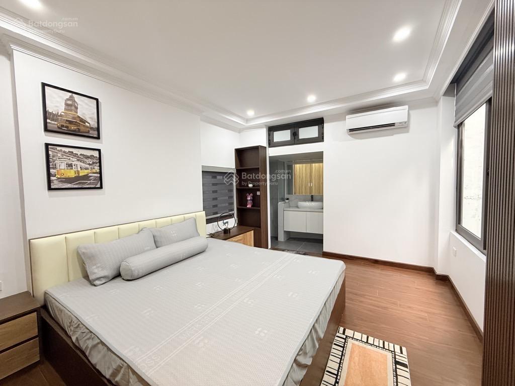 Giảm sốc 1,2tỷ! phố hào nam 42m2*5t, dân xây, 2 thoáng, ngõ thông, gần ôtô, nội thất cơ bản, ở vip