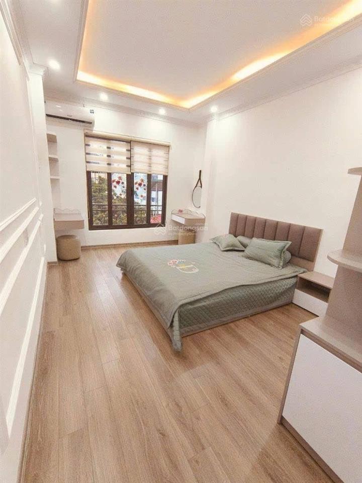 Siêu hiếm! phố vip cát linh, 36m2*5t, gần phố ngõ thông sát trường c1,c2,c3, công năng đ đủ, ở vip.