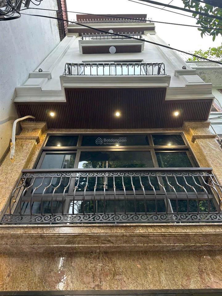 Giảm sốc 1,5 tỷ! phố vip láng hạ, nhà mới, thang máy, nội thất ful, sát ô tô, ngõ thông, ở cực vip