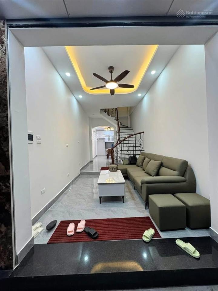 Cực hiếm! phố xã đàn, 38m2*6t, dân xây, gần phố, gần hồ, ngõ thông tứ tung, dân trí cao, ở vip.