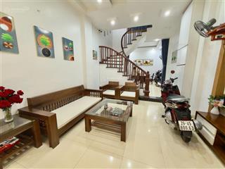 Giảm sốc 1,5t! phố hào nam, 38m2*5t, dân xây, nội thất ful, 2 thoáng, gần phố, ngõ thông, ở cực vip