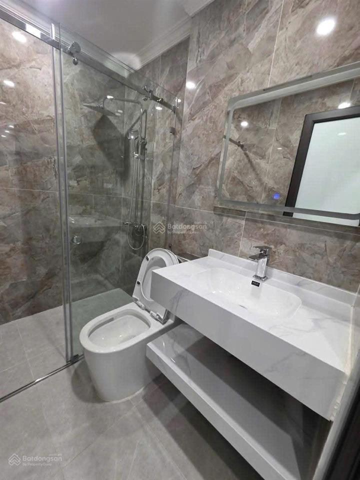 Giảm sốc 1,5t! phố hào nam, 38m2*5t, dân xây, nội thất full 2 thoáng, gần phố, ngõ thông, ở cực vip