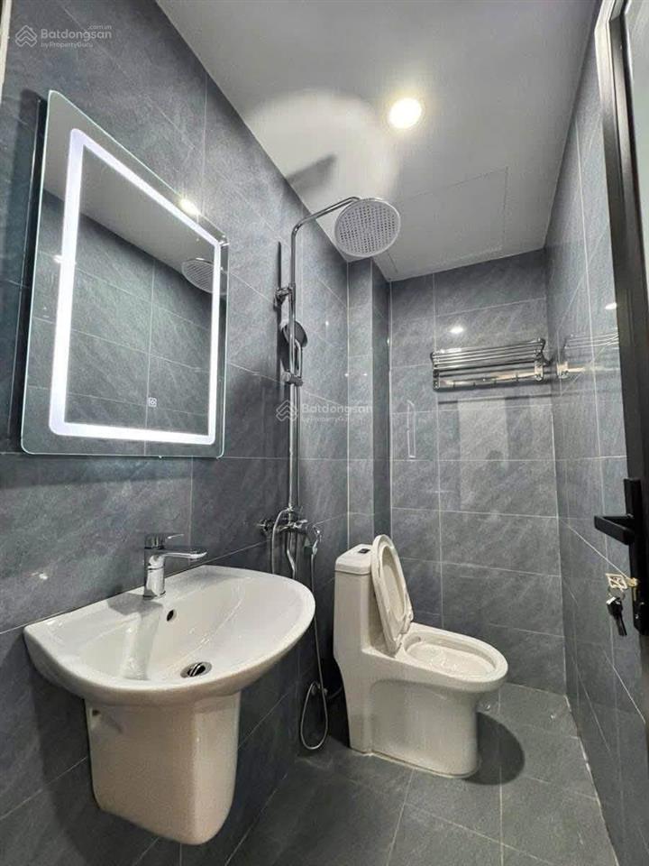 Hiếm hiếm! phố tây sơn, 28m2*5t, nội thất ful, cực gần phố, ngõ thông, dân trí vip, công năng đ đủ.