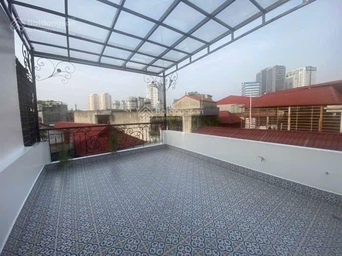 Giảm 1,5 tỷ! tôn đức thắng, 32m2*5t, nhà mới đẹp, ful nội thất, 10m ra ô tô, ngõ thông, ở cực vip.