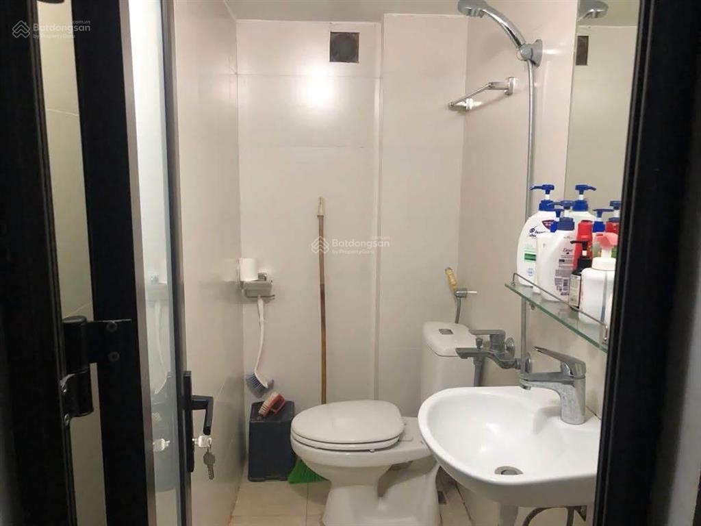 Chủ rất cần bán, giảm 2 tỷ! phố nguyễn phúc lai, 42m2*5t, dân xây gần phố gần hồ, ở cực vip