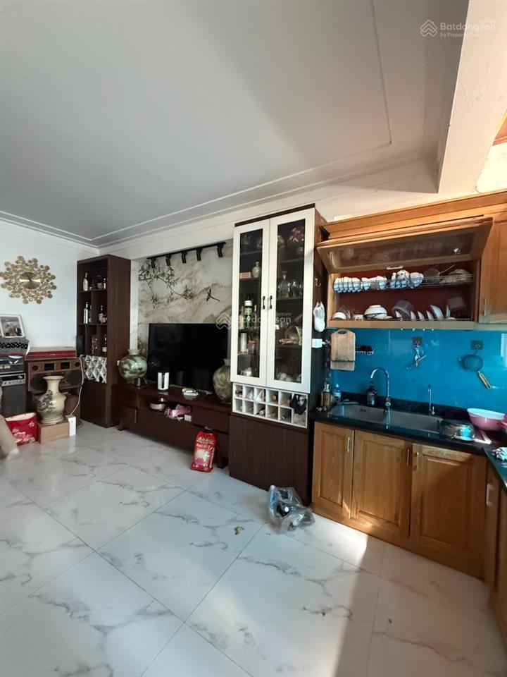 Gấp gấp! xã đàn, 38m2*6t, dân xây, nội thất cơ bản, gần phố, ngõ thông, ở kết hợp kd cực vip.