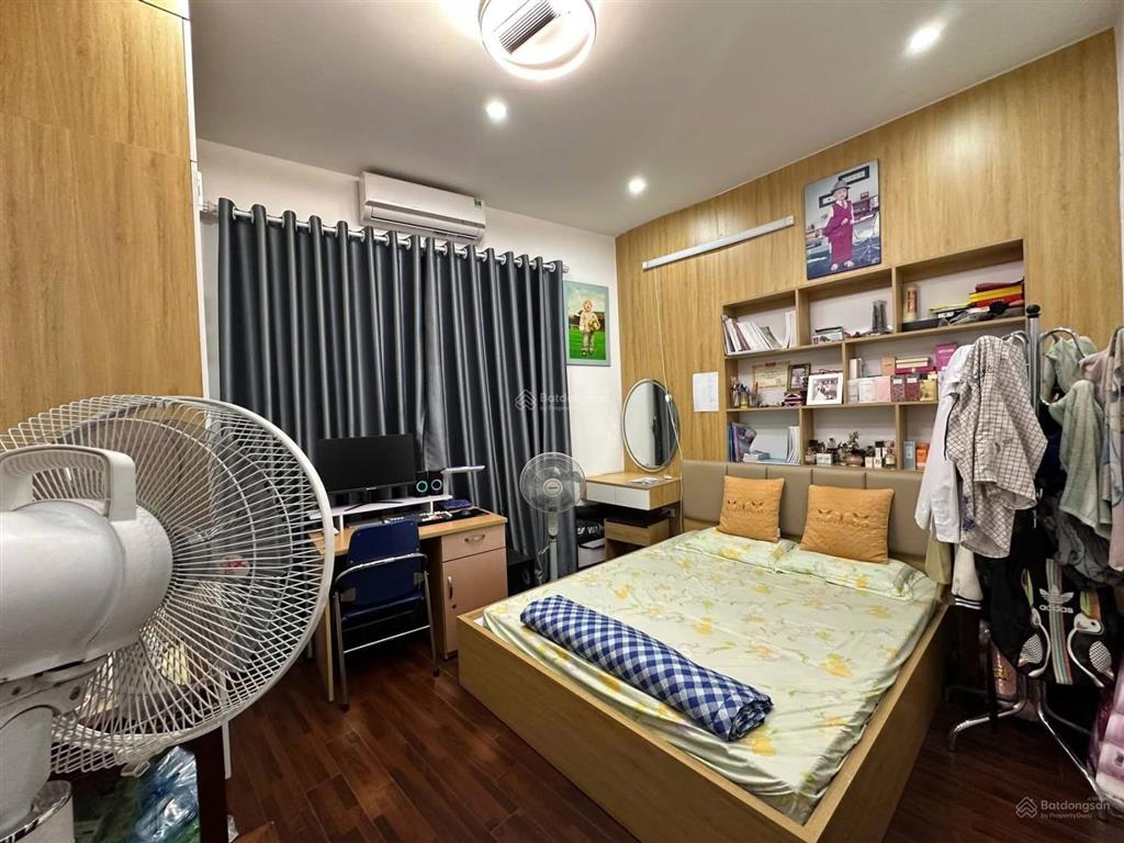 Có 102! phố tôn đức thắng, 30m2*5t, nội thất ful, 10m ra mặt phố, ngõ thẳng, công năng đ đủ, ở vip.