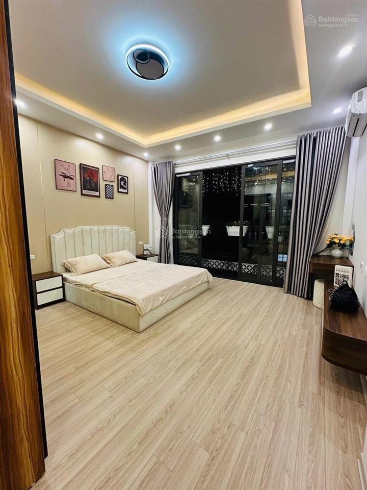 Hiếm! phố tôn đức thắng, 38m2*6t, thang máy, nội thất full, gần phố, ngõ thông, thẳng, ở cực vip