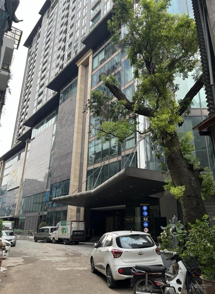 Bán đất mặt phố thụy khuê tây hồ 200m2  mt 9.5m  phù hợp xây building apartment chỉ hơn 400tr/m2