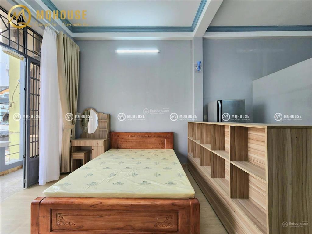 Cho thuê căn hộ dịch vụ tân bình, có ban công lớn
