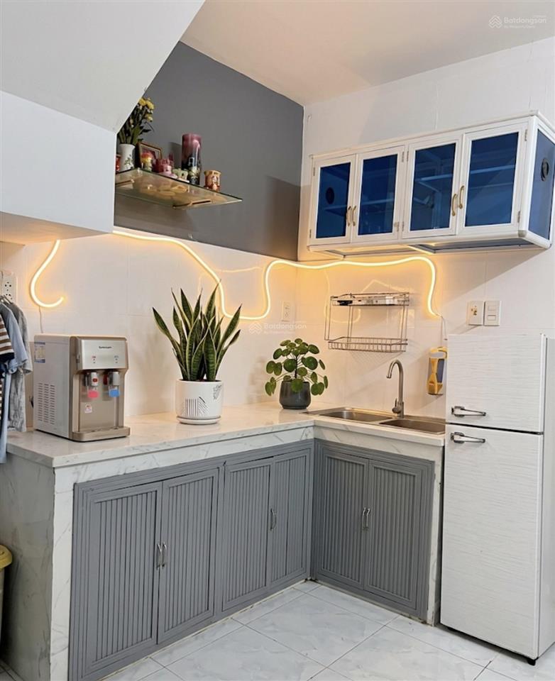 Bán gáp, lô 3 mặt thoáng siêu hiếm, view pháo hoa sẵn dòng tiền ổn định 15 tr giá 9.95 tỷ
