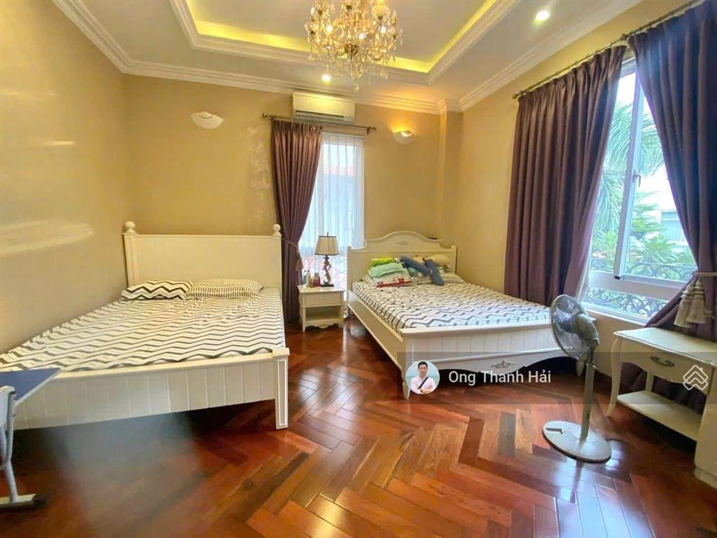 Cho thuê biệt thự phú mỹ hưng cạnh bên trường quốc tế nam sài gòn ssis, đinh thiện lý,hồ bán nguyệt