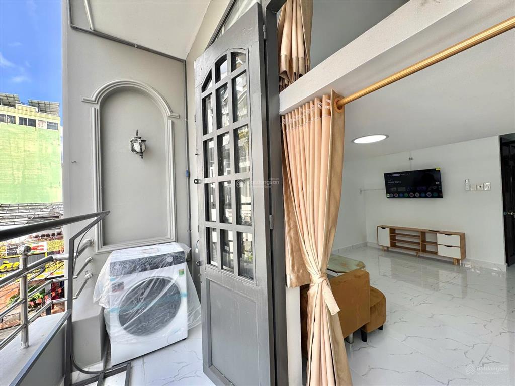 Cho thuê phòng giá tốt có gác ban công full nội thất máy giặt riêng trường chinh tân bình