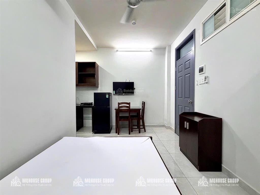 Cho thuê cc mini tại bạch đằng, p 2, q tân bình, 4,5 triệu bao đẹp thang máy hầm xe bảo vệ pccc