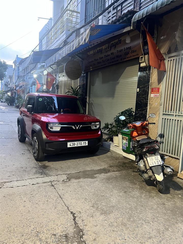 Bán nhà riêng 40m² giá 4,2 tỷ sát khu chợ lk45  bình thành