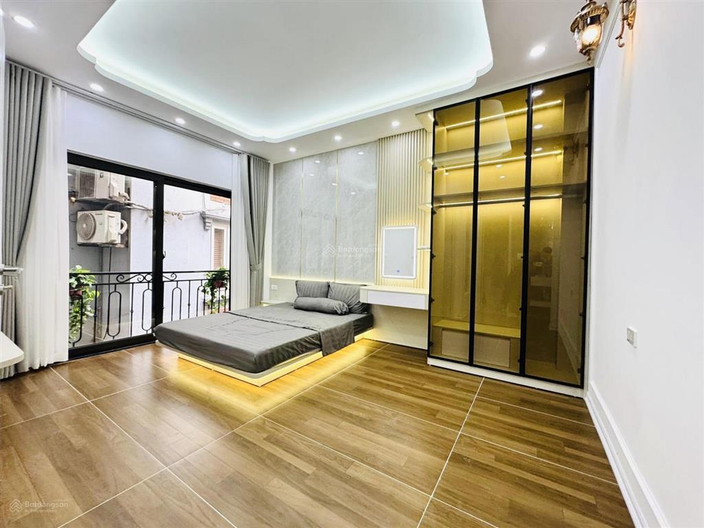 Xã đàn đống đa  10m ra oto  6 tầng thang máy  32m2 5m mặt tiền  full nội thất  ở ngay 10,8 tỷ