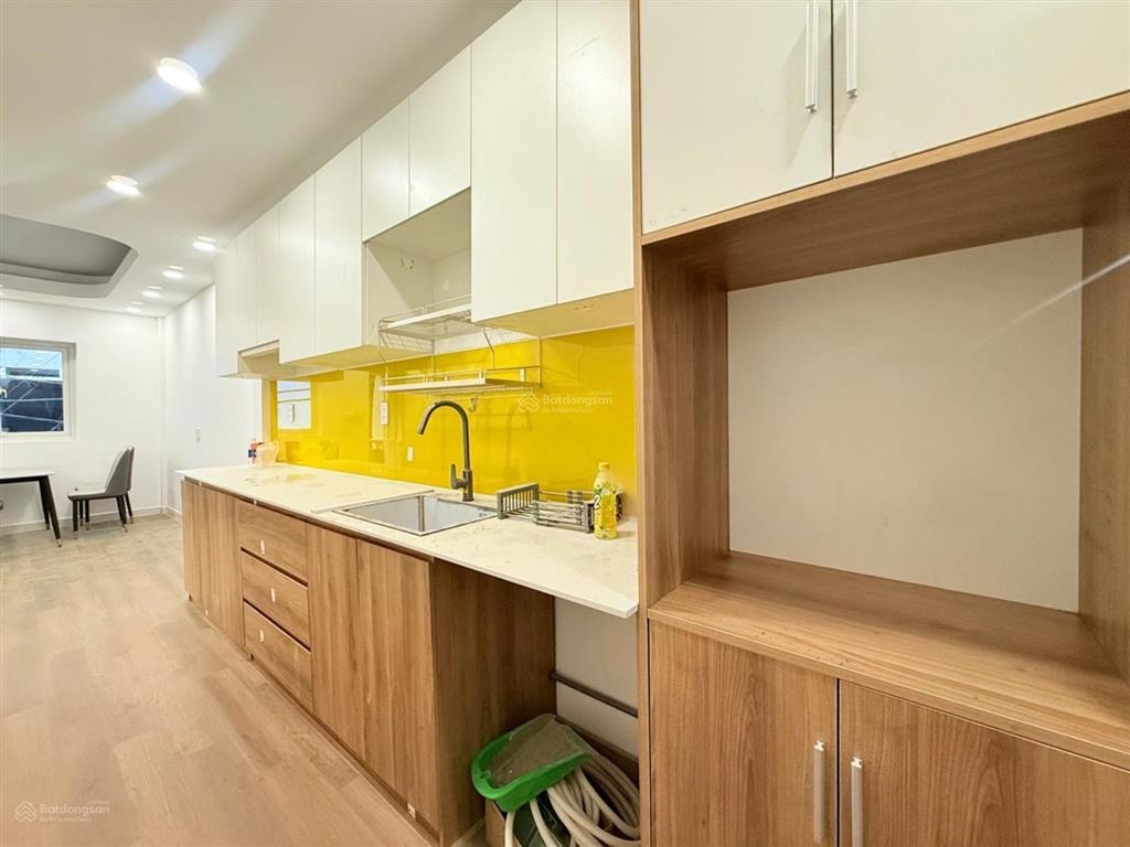 Bán gấp chung cư h2 đinh bộ lĩnh, lầu 1 thang bộ, 2pn 2wc