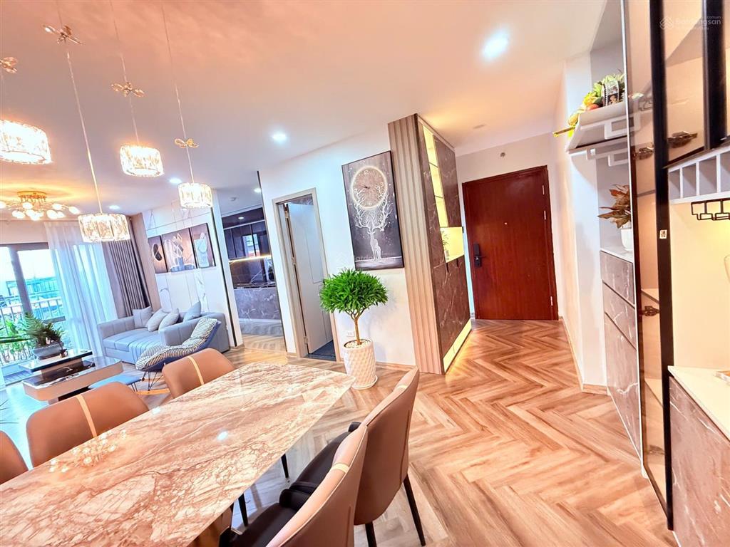 Cắt lỗ gần 300 triệu! 2pn 2wc 78m2  toà rose town ngọc hồi, full nội thất giá chỉ 4,85 tỷ