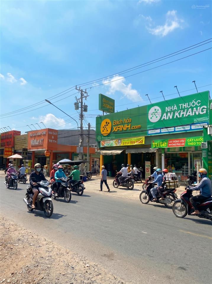 Đất thành tâm chơn thành 330m2 mặt đường ô tô sổ sẵn, 899 triệu