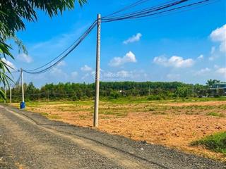 Đất thành tâm chơn thành 330m2 mặt đường ô tô sổ sẵn, 899 triệu