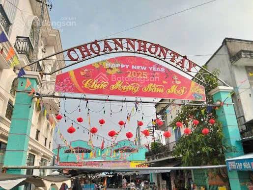 Thanh lý gấp lô đất 190m2 giá 1tỷ950 ngang 14m mặt tiền kinh doanh tỉnh lộ 7 sổ hồng riêng dân đông