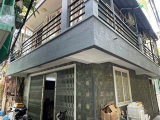 Cô tuyết cần bán gấp căn nhà 36,5m2 giá 5tỷ400 triệu đường phan văn trị phường 11 quận bình thạnh