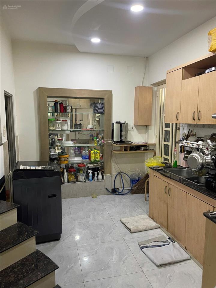 Cô tuyết cần bán gấp căn nhà 36,5m2 giá 5tỷ400 triệu đường phan văn trị phường 11 quận bình thạnh