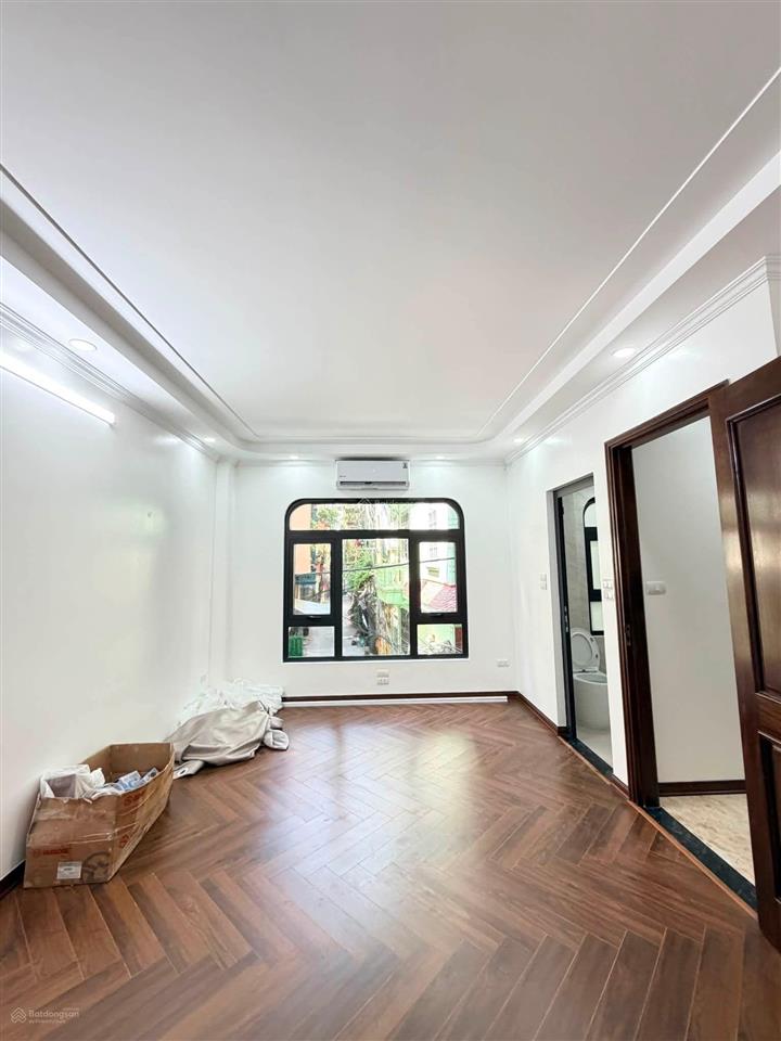 Chính củ cần bán gấp  siêu phẩm tô vĩnh diện 7 tầng thang máy gara 3 ô tô nội thất đẳng cấp