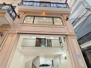 Chính củ cần bán gấp  siêu phẩm tô vĩnh diện 7 tầng thang máy gara 3 ô tô nội thất đẳng cấp