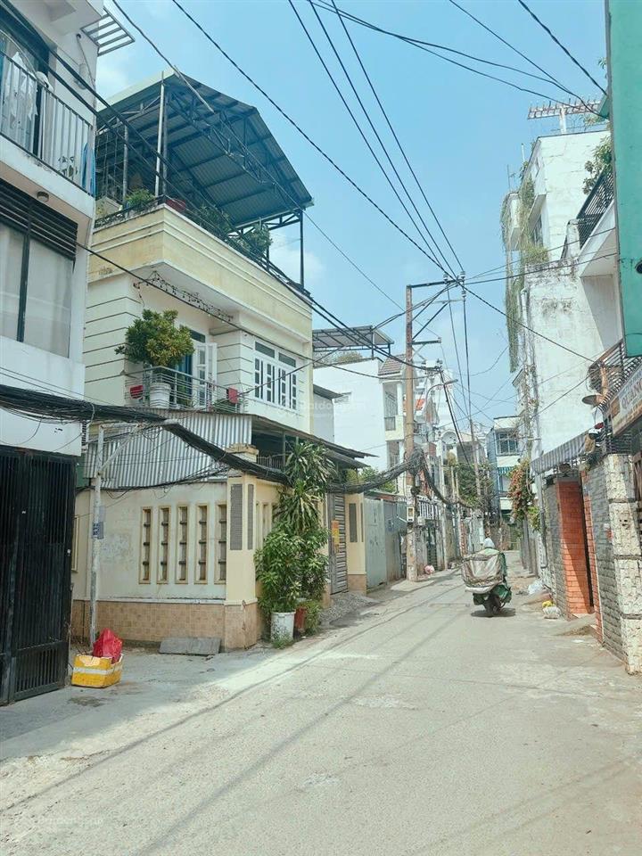 Hẻm ô tô quay đầu lê quang định, p7 bình thạnh 5x14m cấp 4 giá 9,5 tỷ tl