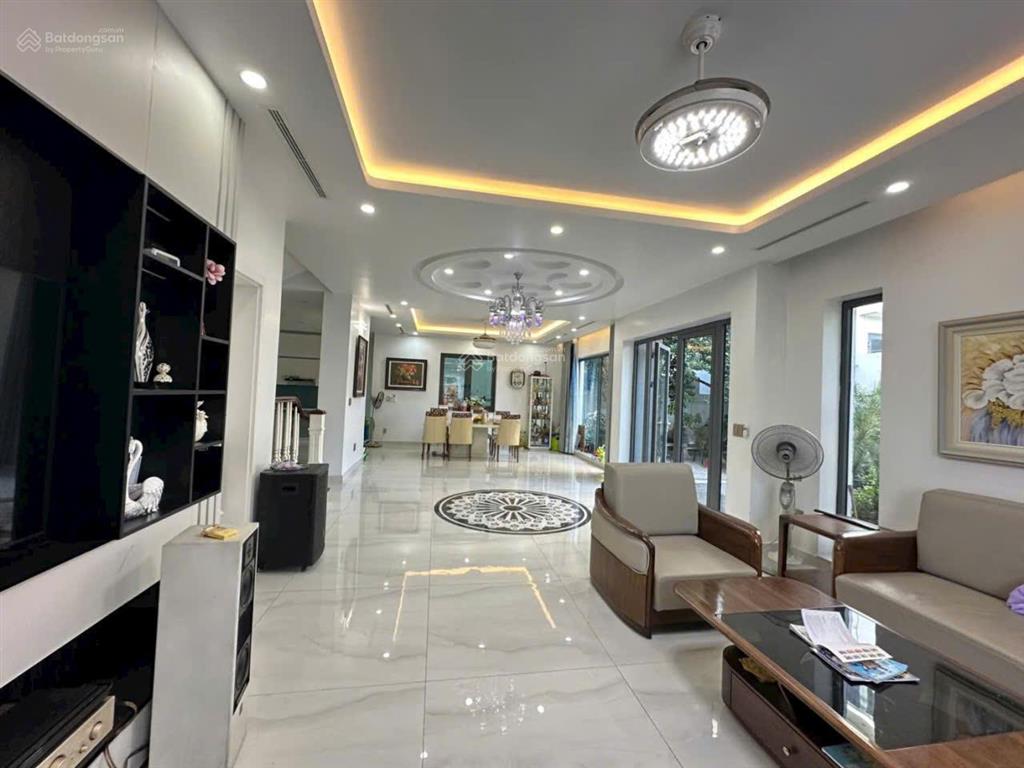 Biệt thự ven sông khu đô thị waterfront city đại lộ võ nguyên giáp, hải phòng