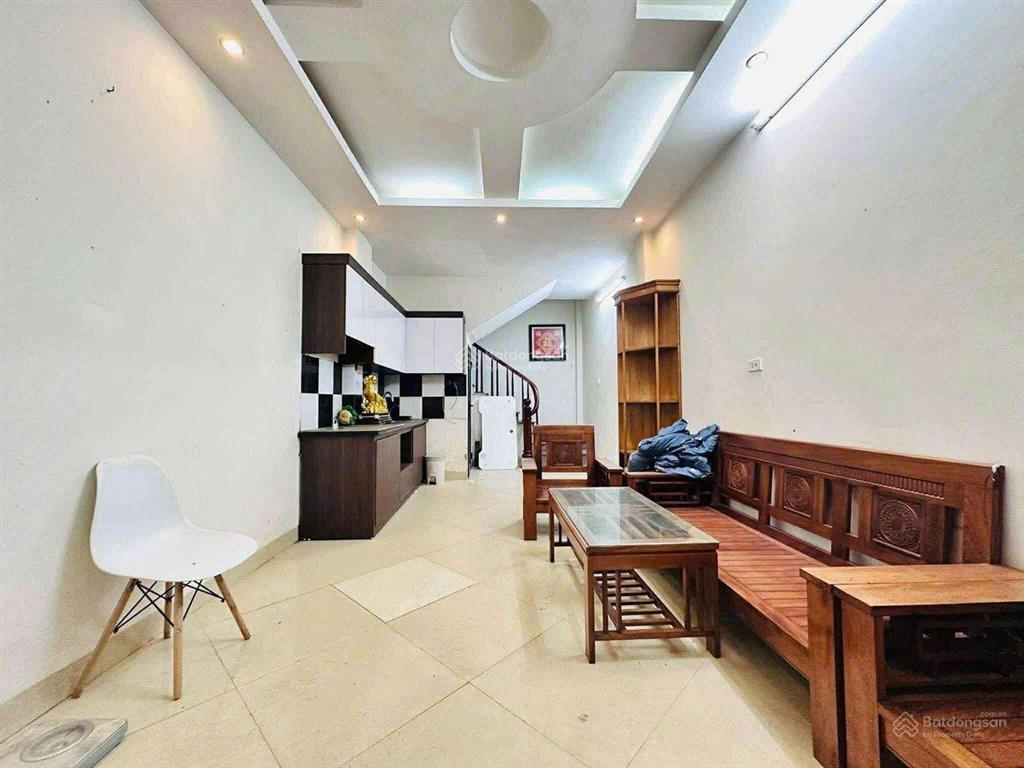 Hot võ chí công  nhà đẹp 5 tầng  sát starlake  giá cực tốt  hiếm có khó tìm