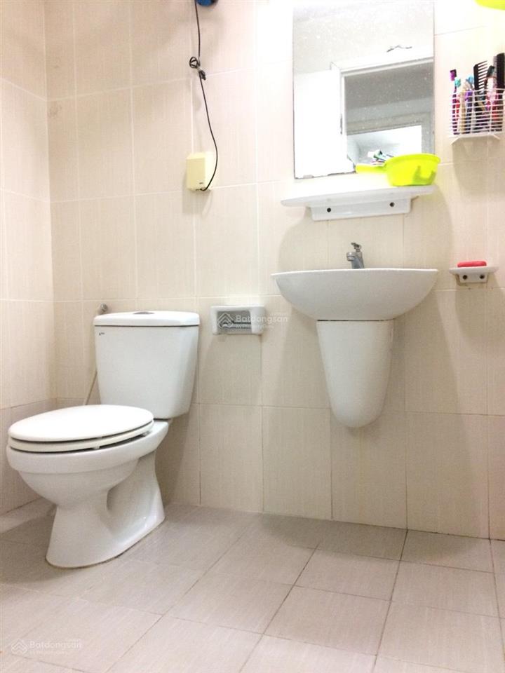 Bán cc tại 675 nguyễn kiệm, q. phú nhuận, 2,9 tỷ, 65m2 2 pn