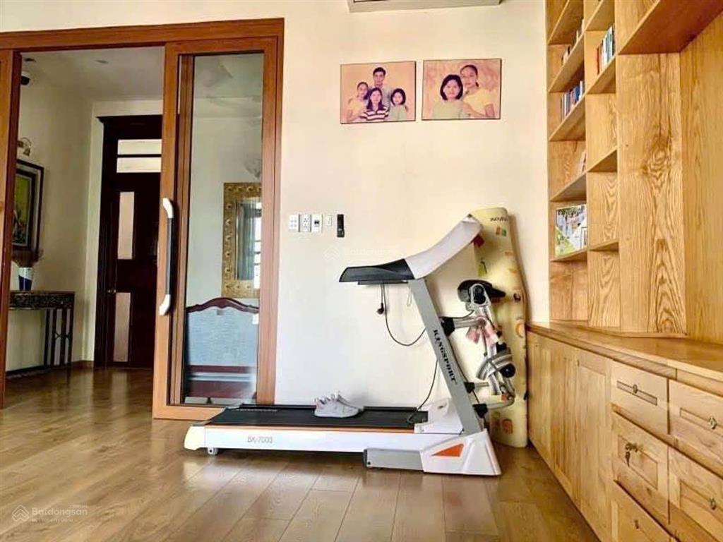 Bán biệt thụ sân vườn trung tâm phố hoàng diệu không gian xanh giũa lòng đà nẵng