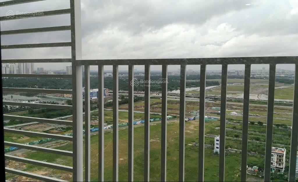 Bán căn 3pn view sông full nt giá 6,8 tỷ thương lượng