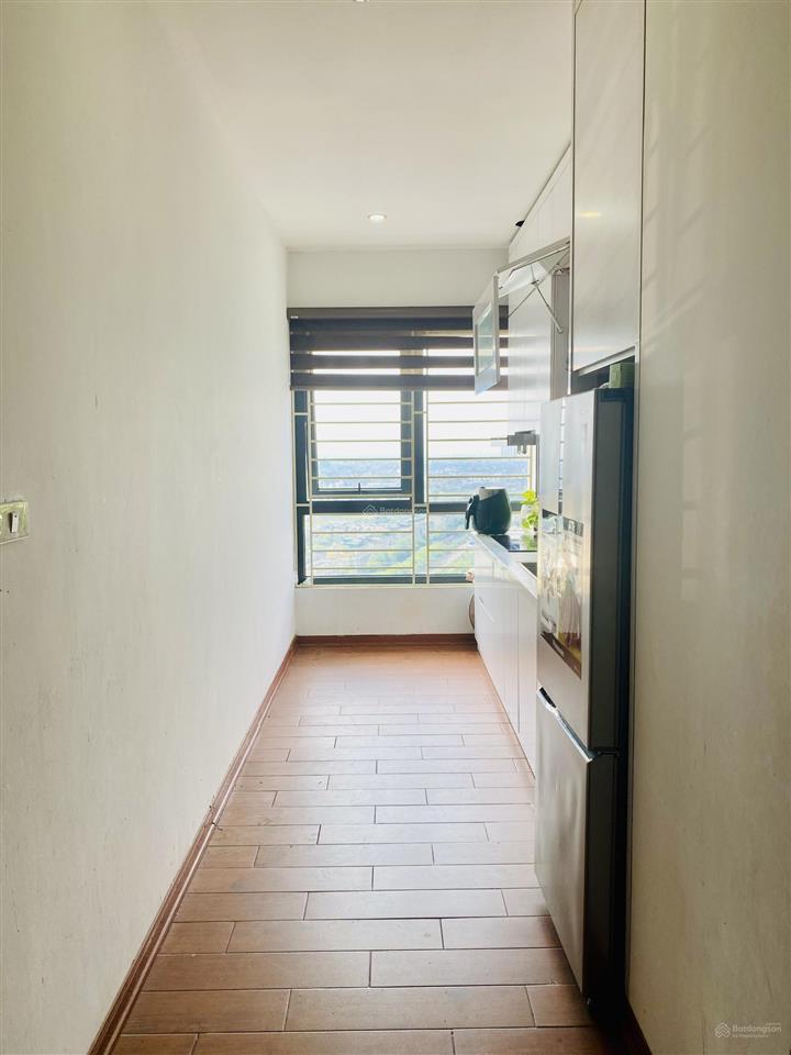 Chính chủ bán cc 2 ngủ, 2 vệ sinh  icid complex