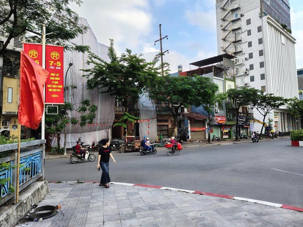 Mặt tiền 9m tổng 2 sổ 120m giá chính chủ ko ưua tg đầu tư xây toà vân phòng, khách sản còn gì bằng