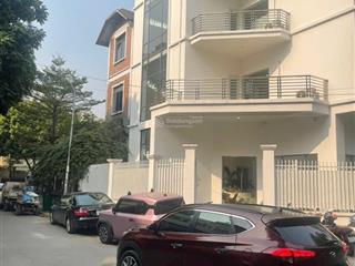 Bán biệt thự nam trung yên lô góc siêu vip  dt 185m mặt tiền 10m  thiết kế 4 tầng. (miễn tg)