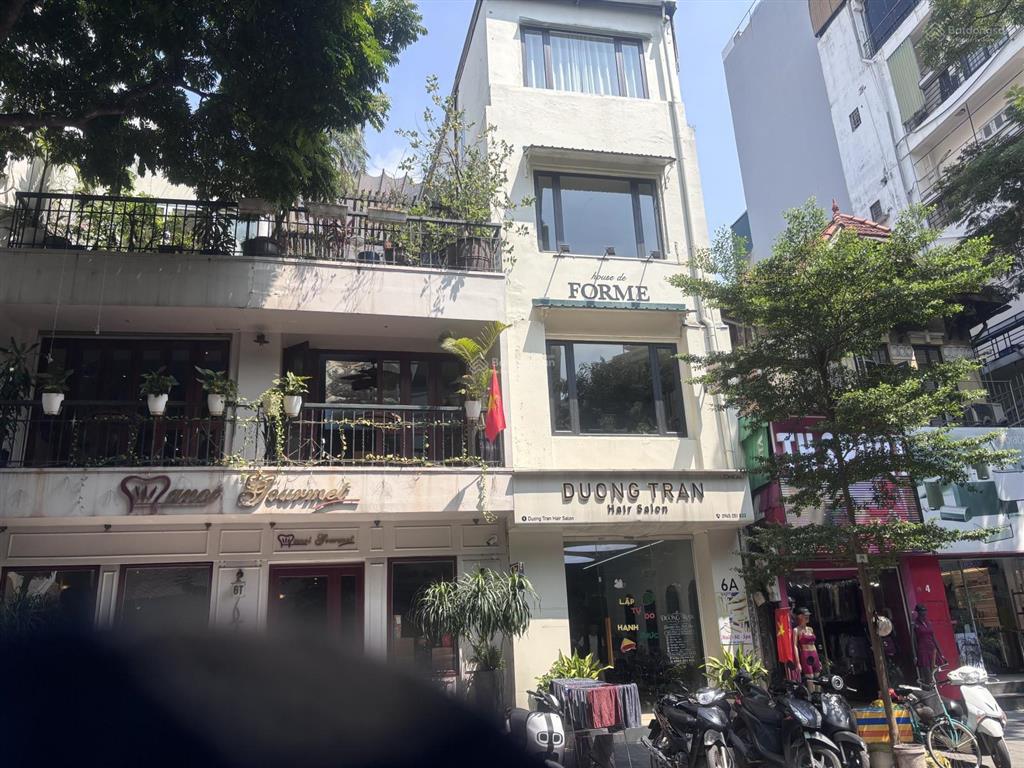 Hàng đẹp và siêu đẹp trung tâm hoàn kiếm, pháp lý chuẩn, xây ks thì khỏi bàn,  hành kín