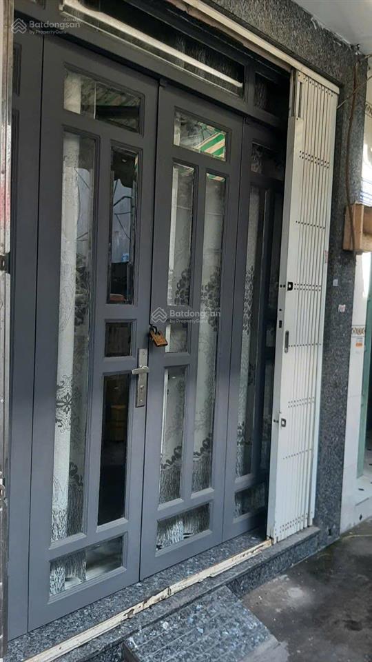 Bán nhà quận 7 giá chỉ 1,7 tỷ  1 trệt 2 lầu dong tiền đang cho thuê 6 triệu/tháng.  ngay!