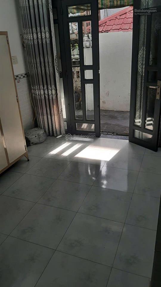 Bán nhà quận 7 giá chỉ 1,7 tỷ  1 trệt 2 lầu dong tiền đang cho thuê 6 triệu/tháng.  ngay!