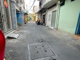 Tìm đâu ra căn nhà 4 lầu đúc bề thế ngay trung tâm Minh Phụng Quận 11 mà giá chỉ hơn 8 đồng?