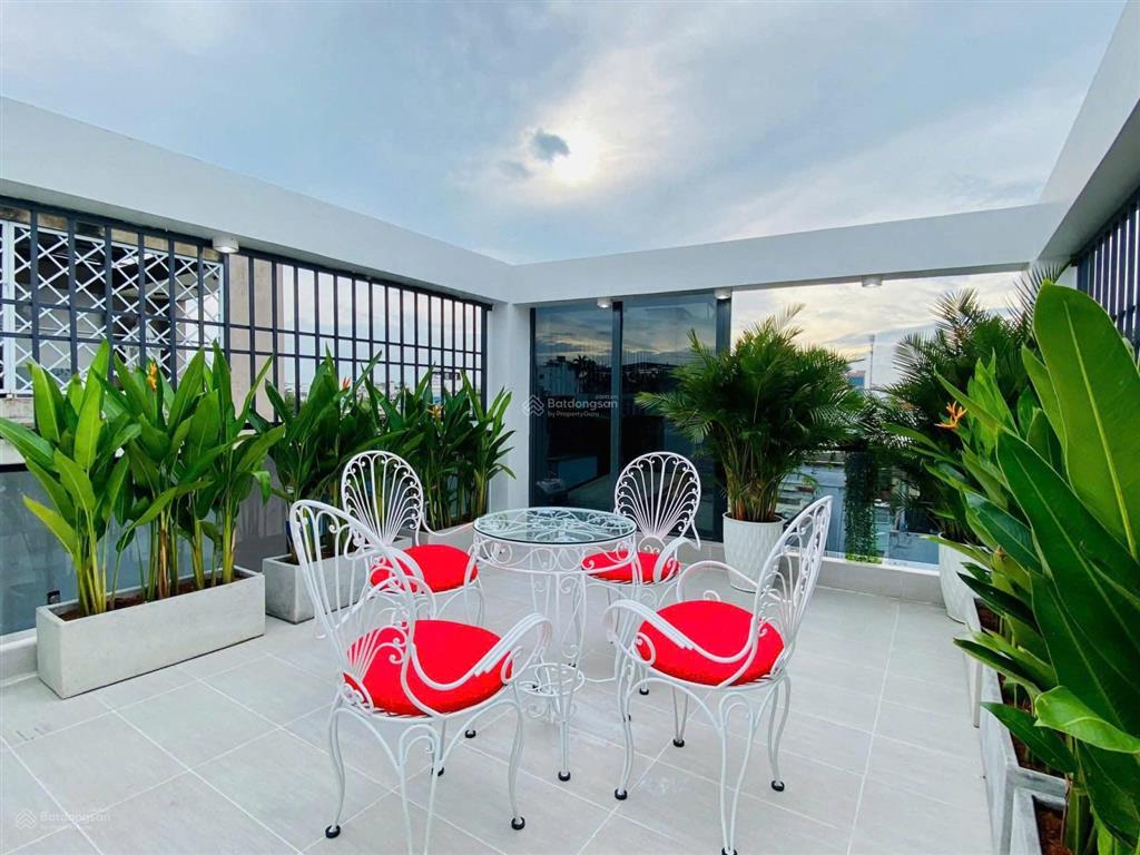 Nhà 2 mặt tiền hậu giang, 4 x16, 5 tầng đúc, có thang máy , 4pn 5wc, đường 6m xe hơi ngủ trong nhà